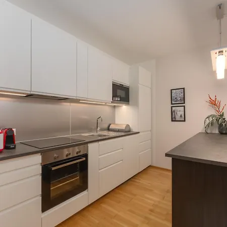 Haus Am Sonnenhang By Schladming-appartements שלאדמינג